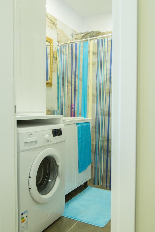 Apartment Te Kalua Sarandë エクステリア 写真
